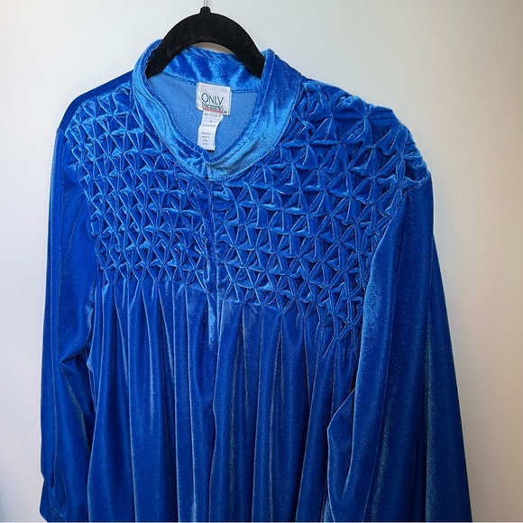 Only Necessities Velvet Blue Nightgown - Size 1X - Picture 3 of 10